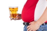 喝啤酒为什么会胖的很快